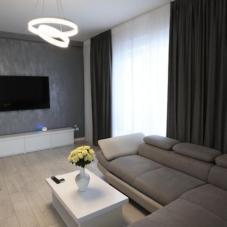 Nicho Residence Bucurestii Noi ภายนอก รูปภาพ